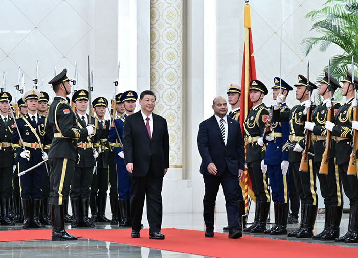 075528-565179.jpg 7.jpg