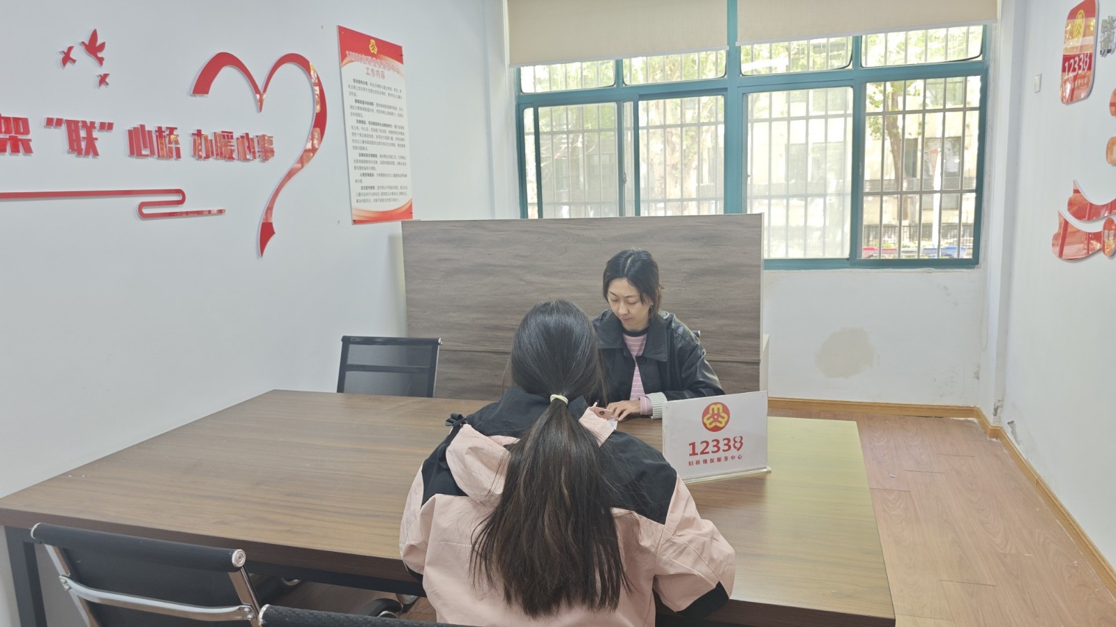 090843-209995.jpg 090843-209995.jpg